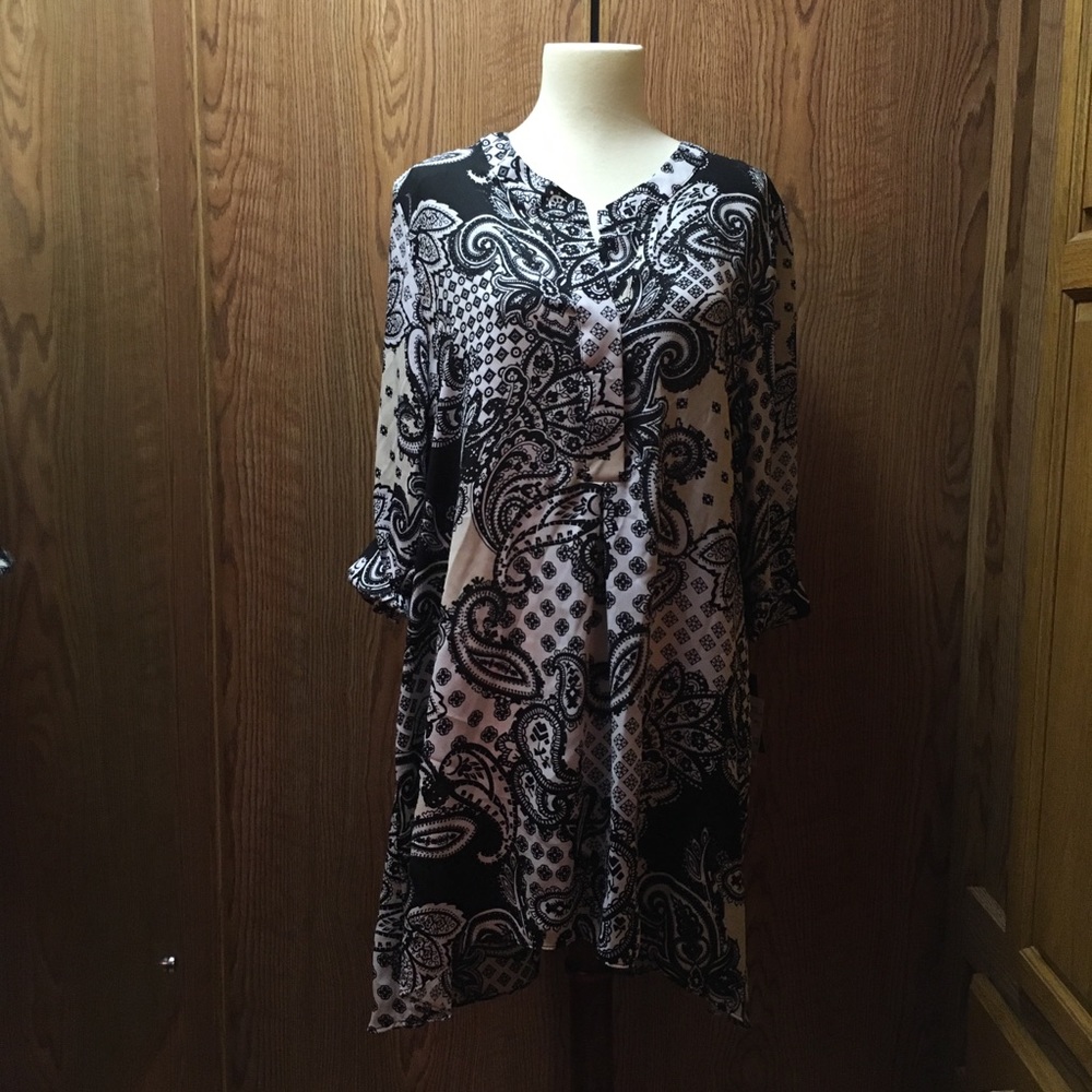Black and white blouse